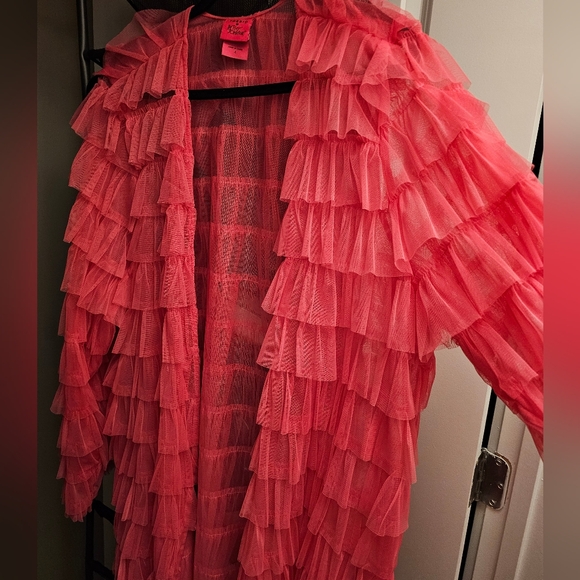 Chic Pink ruffles jacket..Betsy Johnson - Picture 2 of 3